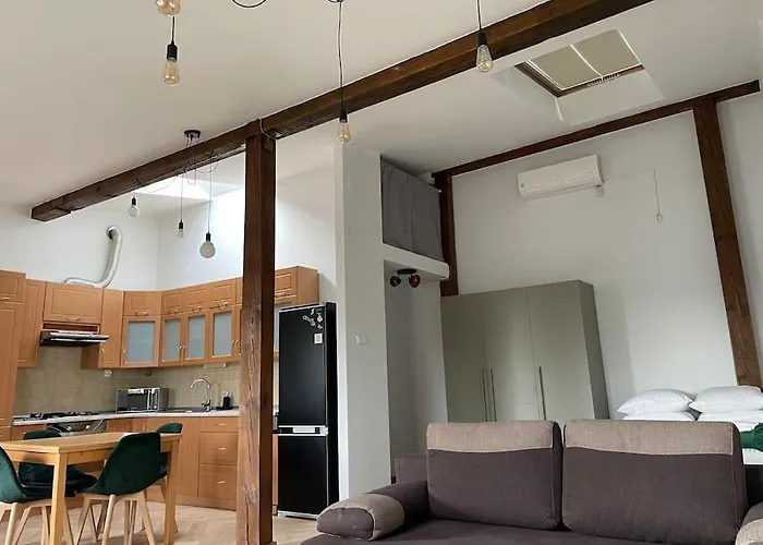 Househost Apt Krowoderska 53